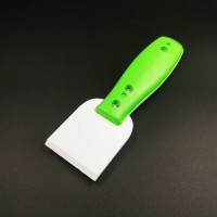 Green Plastic scraper 45mm